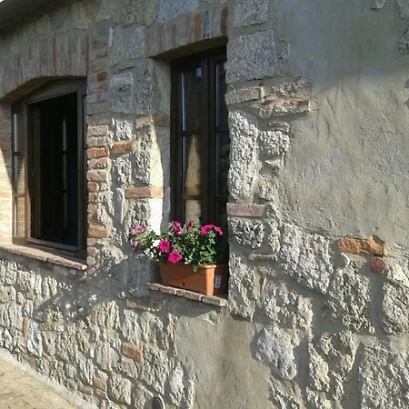 Casa Girasole Huis-wakacje 度假居 阿夏诺