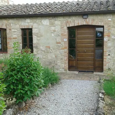 Casa Girasole Huis-wakacje 度假居