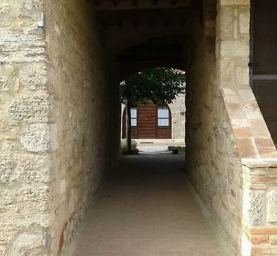 度假居 Casa Girasole Huis-wakacje *